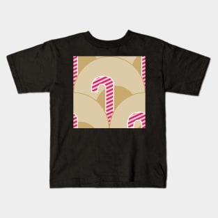 seamless scallop pattern with pink and sand candy canes Kids T-Shirt